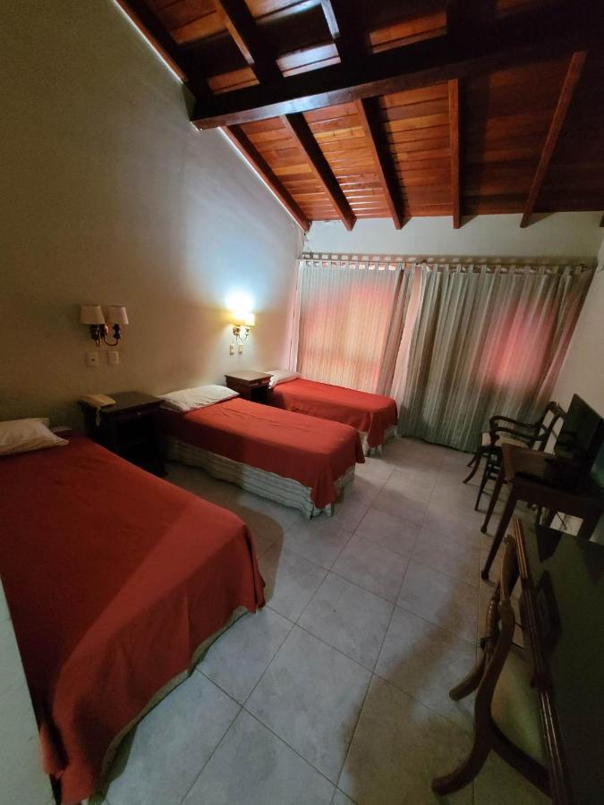 Hotel Portico Norte Tartagal Esterno foto